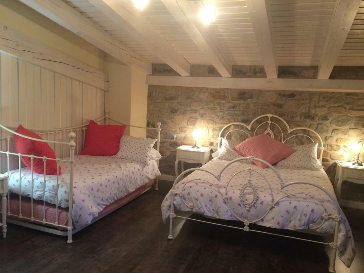Casa Rural El Rincon De Maria Villoslada de Cameros Εξωτερικό φωτογραφία